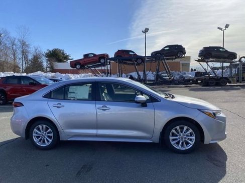 New 2026 Toyota Corolla XLE image 2