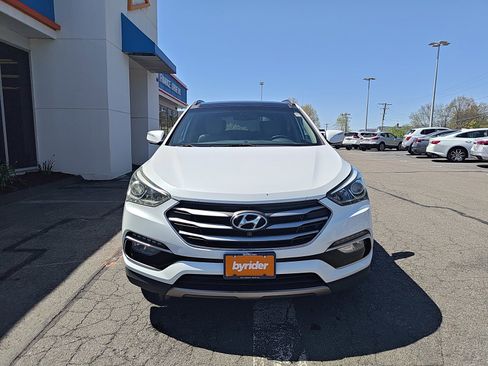 Used 2017 Hyundai Santa Fe Sport w/ 2.4L Tech Package 04 FWD image 3