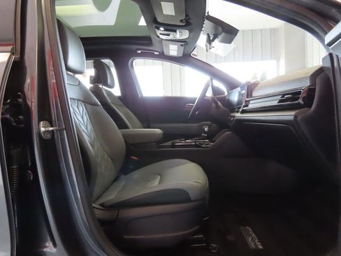 Used 2023 Kia Sportage X-Line w/ X-Line Premium Package image 37