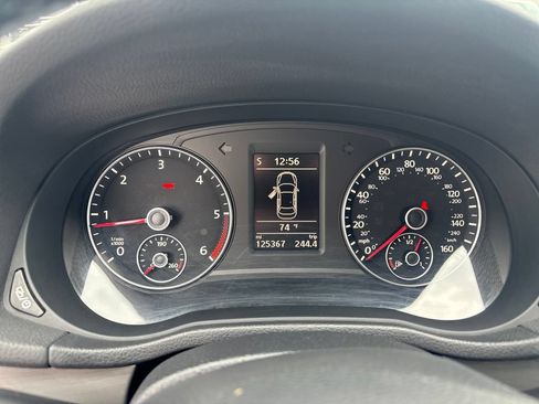 Used 2015 Volkswagen Passat TDI SE FWD image 14