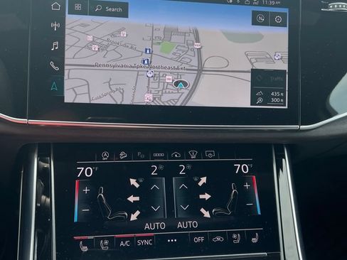 Used 2023 Audi Q7 3.0T Prestige w/ Prestige Package AWD/4WD image 13