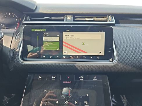 Used 2020 Land Rover Range Rover Velar S AWD/4WD image 21