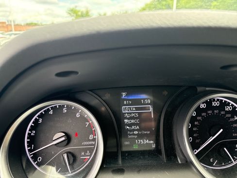 Used 2023 Toyota Camry LE FWD image 13