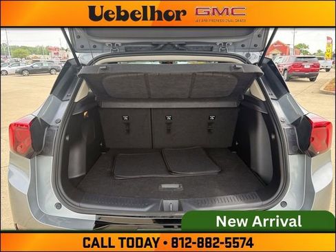 Used 2025 Buick Encore GX Sport Touring image 9