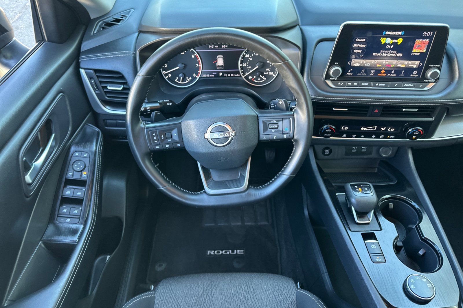 Used 2025 Nissan Rogue SV AWD/4WD image 15