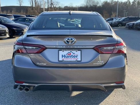 Used 2024 Toyota Camry XSE image 28