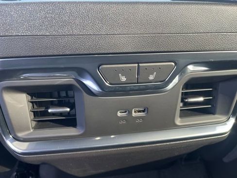 New 2026 GMC Sierra 1500 SLT w/ SLT Premium Plus Package image 19