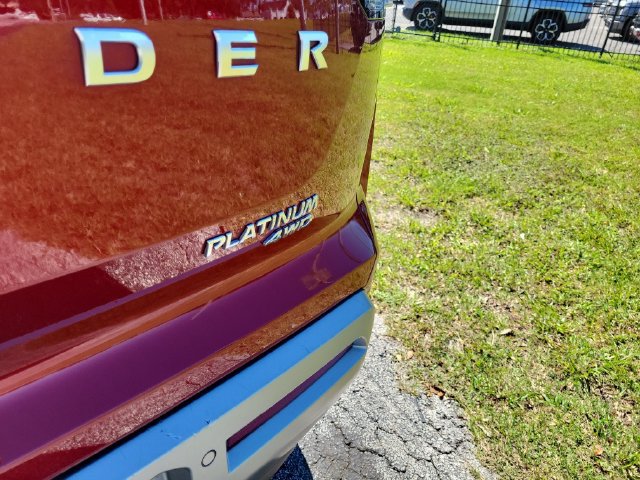 Used 2023 Nissan Pathfinder Platinum AWD/4WD image 7