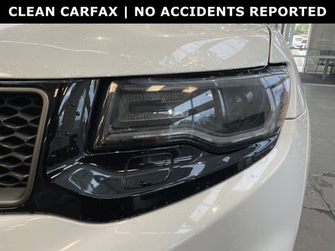 Used 2018 Jeep Grand Cherokee Trackhawk AWD/4WD image 5
