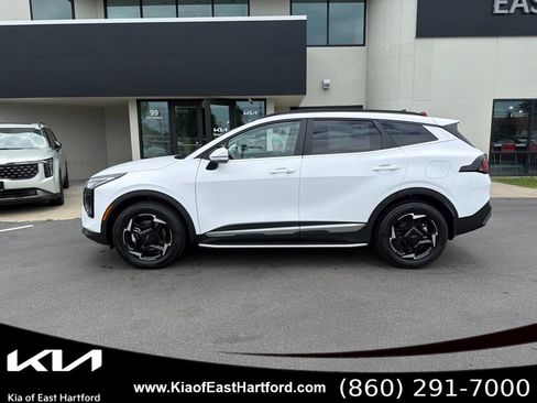 New 2026 Kia Sportage EX AWD/4WD image 2