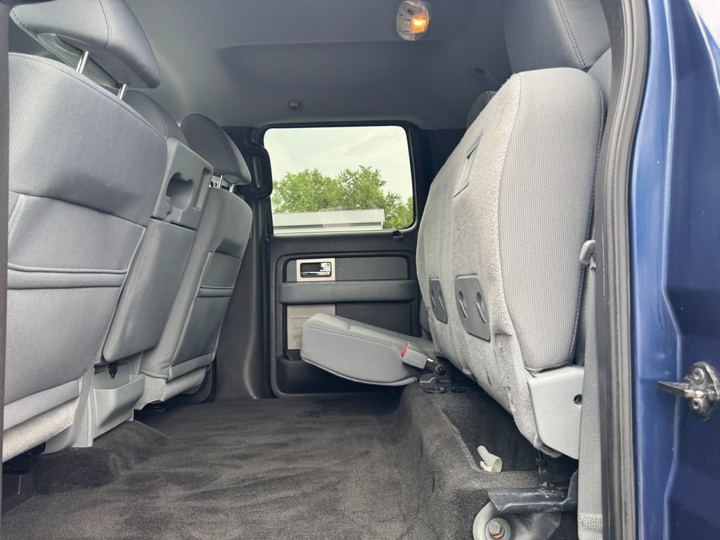 Used 2011 Ford F150 XLT w/ XLT Chrome Pkg AWD/4WD image 37