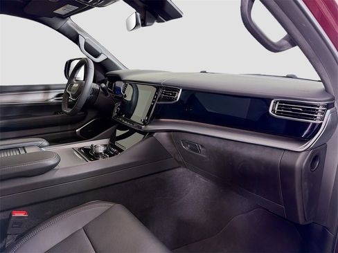 Used 2023 Jeep Wagoneer Series II w/ Convenience Group I image 33