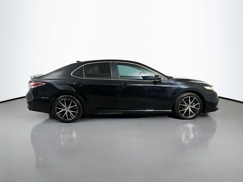 Used 2024 Toyota Camry SE FWD image 7