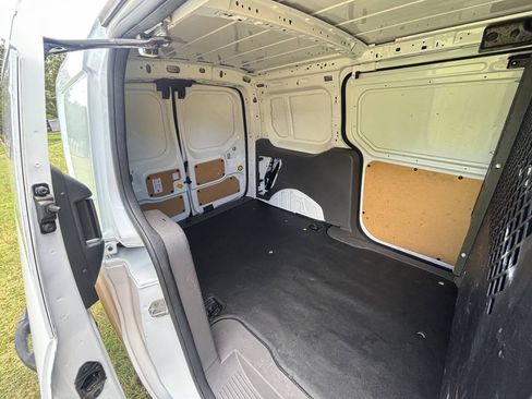 Used 2019 Ford Transit Connect XLT w/ CNG/LPG Engine Prep Package FWD image 10