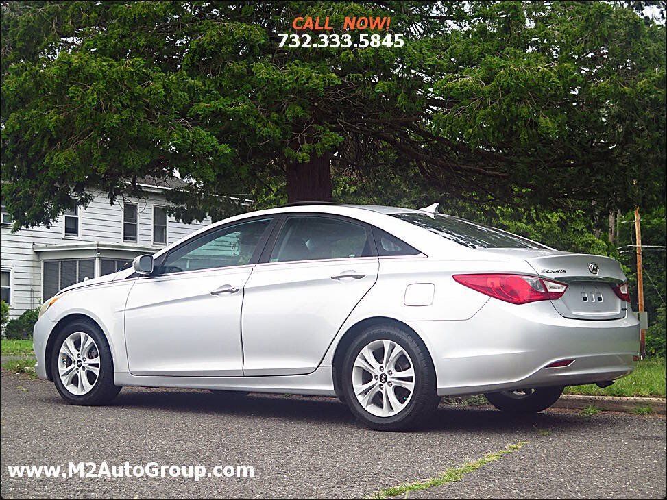 Used 2011 Hyundai Sonata Limited FWD image 3