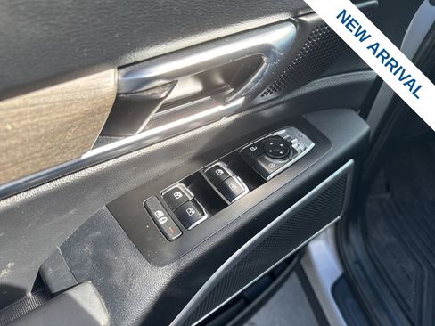 Used 2022 Kia Telluride EX w/ EX Premium Package image 19