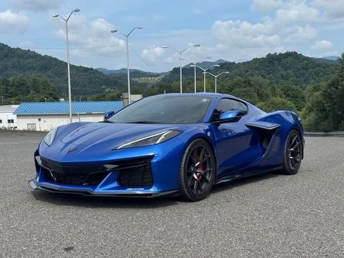 Used 2023 Chevrolet Corvette Z06 w/ Battery Protection Package RWD image 25