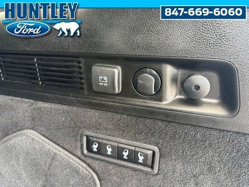 Used 2022 Jeep Grand Wagoneer Series II AWD/4WD image 16