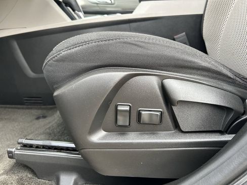 Used 2017 GMC Terrain SLE FWD image 22