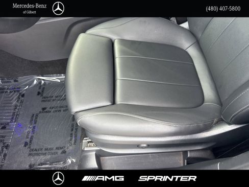 Used 2021 Mercedes-Benz GLA 250 4MATIC image 16