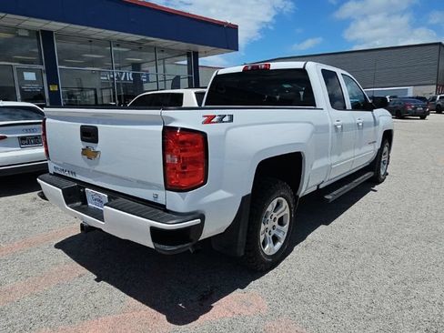 Used 2018 Chevrolet Silverado 1500 LT w/ All Star Edition AWD/4WD image 7