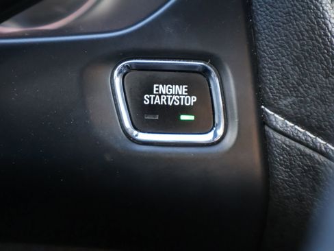 Used 2023 GMC Acadia SLT image 37