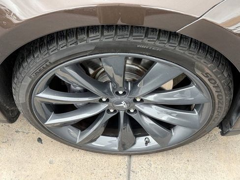 Used 2013 Tesla Model S Performance image 15