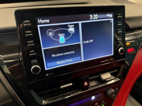 Used 2021 Toyota Camry XSE image 11