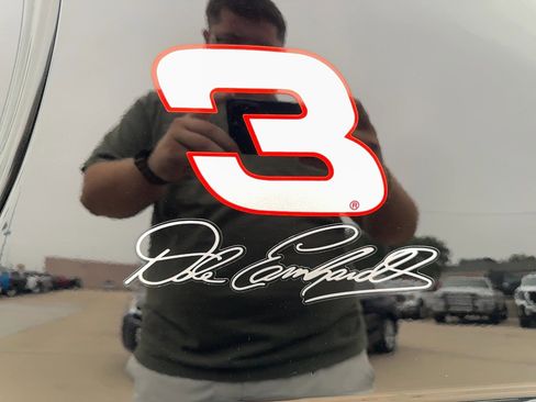 Used 2002 Chevrolet Monte Carlo SS w/ Preferred Equipment Group image 8