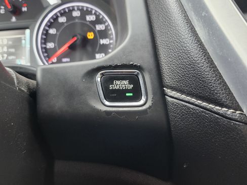 Used 2019 GMC Acadia SLT image 8