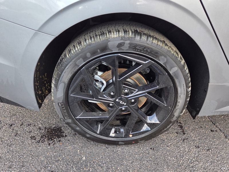 New 2026 Kia K5 GT-Line w/ GT-Line Premium Package FWD image 9