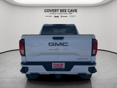 Used 2024 GMC Sierra 1500 Elevation w/ LPO, Elevation Black Package image 8