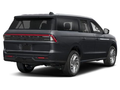New 2026 Lincoln Navigator L Premier AWD/4WD image 3