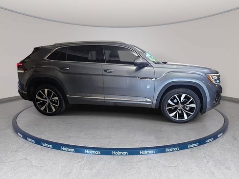 Used 2025 Volkswagen Atlas Cross Sport SEL Premium R-Line AWD/4WD image 5