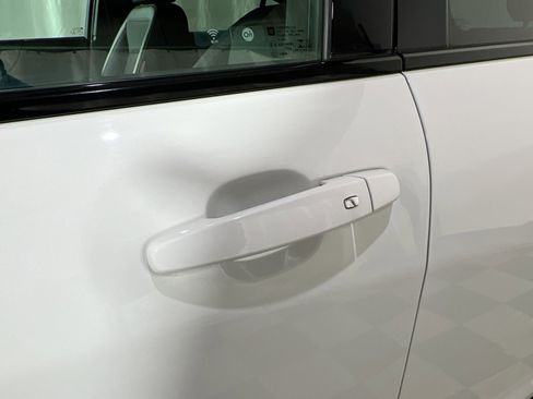 Used 2022 Chevrolet Equinox RS image 15