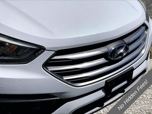 Used 2017 Hyundai Santa Fe Sport FWD image 26