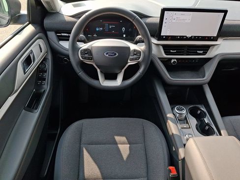 New 2026 Ford Explorer Active AWD/4WD image 11