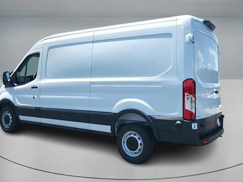 New 2025 Ford Transit 250 148 Medium Roof image 6