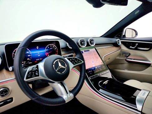 Used 2025 Mercedes-Benz C 300 Sedan image 10