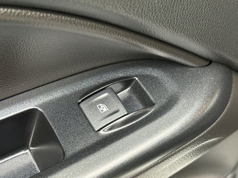 Used 2020 Chevrolet Colorado LT w/ Luxury Package image 32