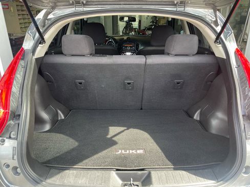 Used 2012 Nissan Juke SV FWD image 16