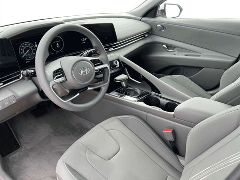 New 2025 Hyundai Elantra Blue image 14