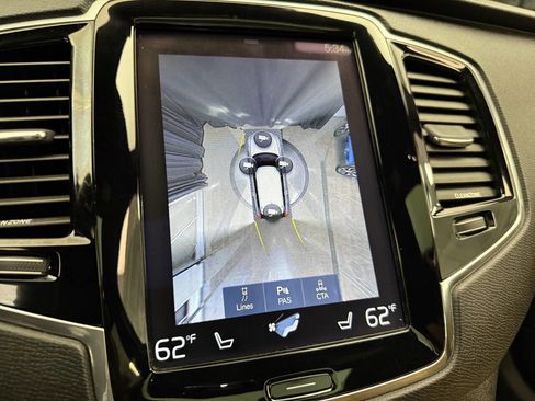 Used 2016 Volvo XC90 T6 Momentum w/ Momentum Plus Package image 30