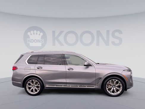 Used 2024 BMW X7 xDrive40i image 8