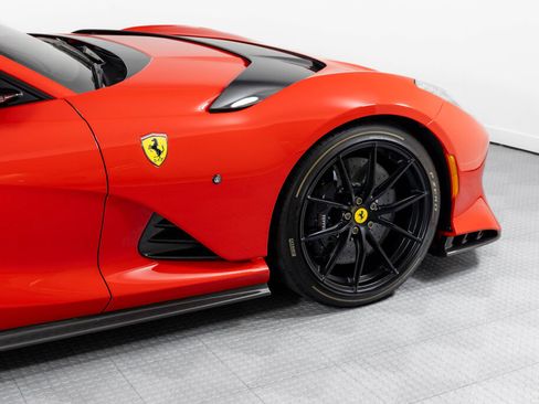 Used 2023 Ferrari 812 Competizione RWD image 75