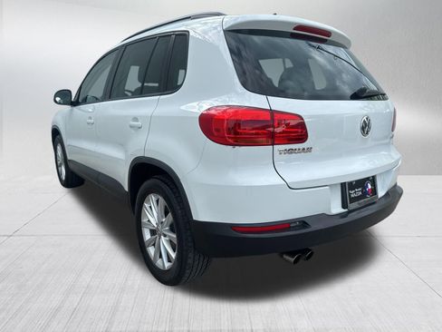 Used 2015 Volkswagen Tiguan S image 6