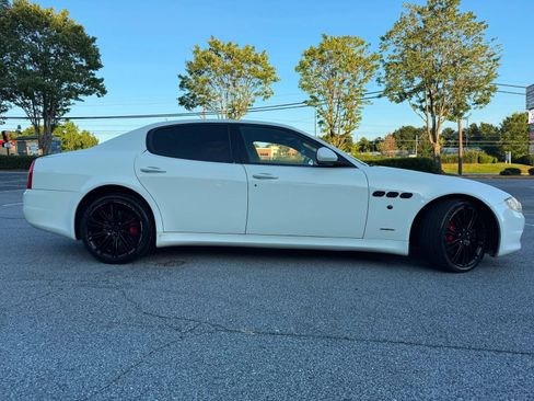 Used 2011 Maserati Quattroporte RWD image 4