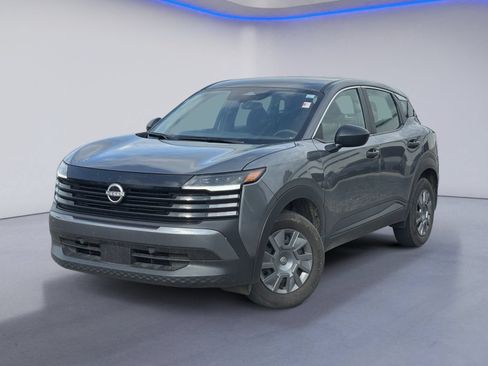Used 2025 Nissan Kicks S FWD image 2