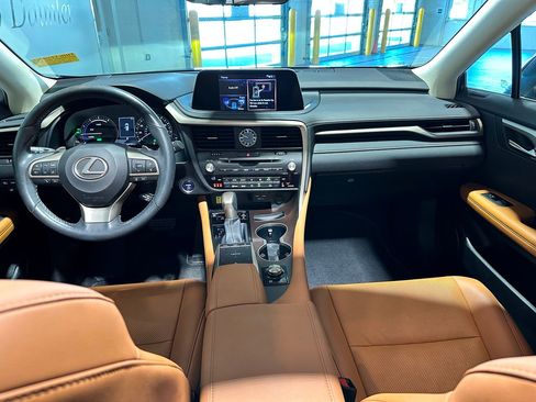Used 2022 Lexus RX 450h AWD w/ Premium Package image 6