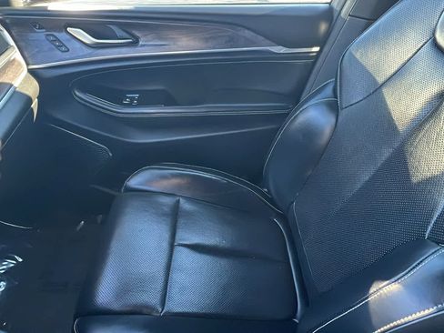 Certified 2023 Jeep Grand Cherokee L Overland w/ Luxury Tech Group IV image 12